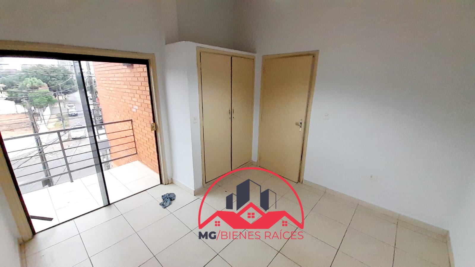 Alquilo Departamento 2 Dormitorios  Denis Roa zona Super 6 Denis Roa