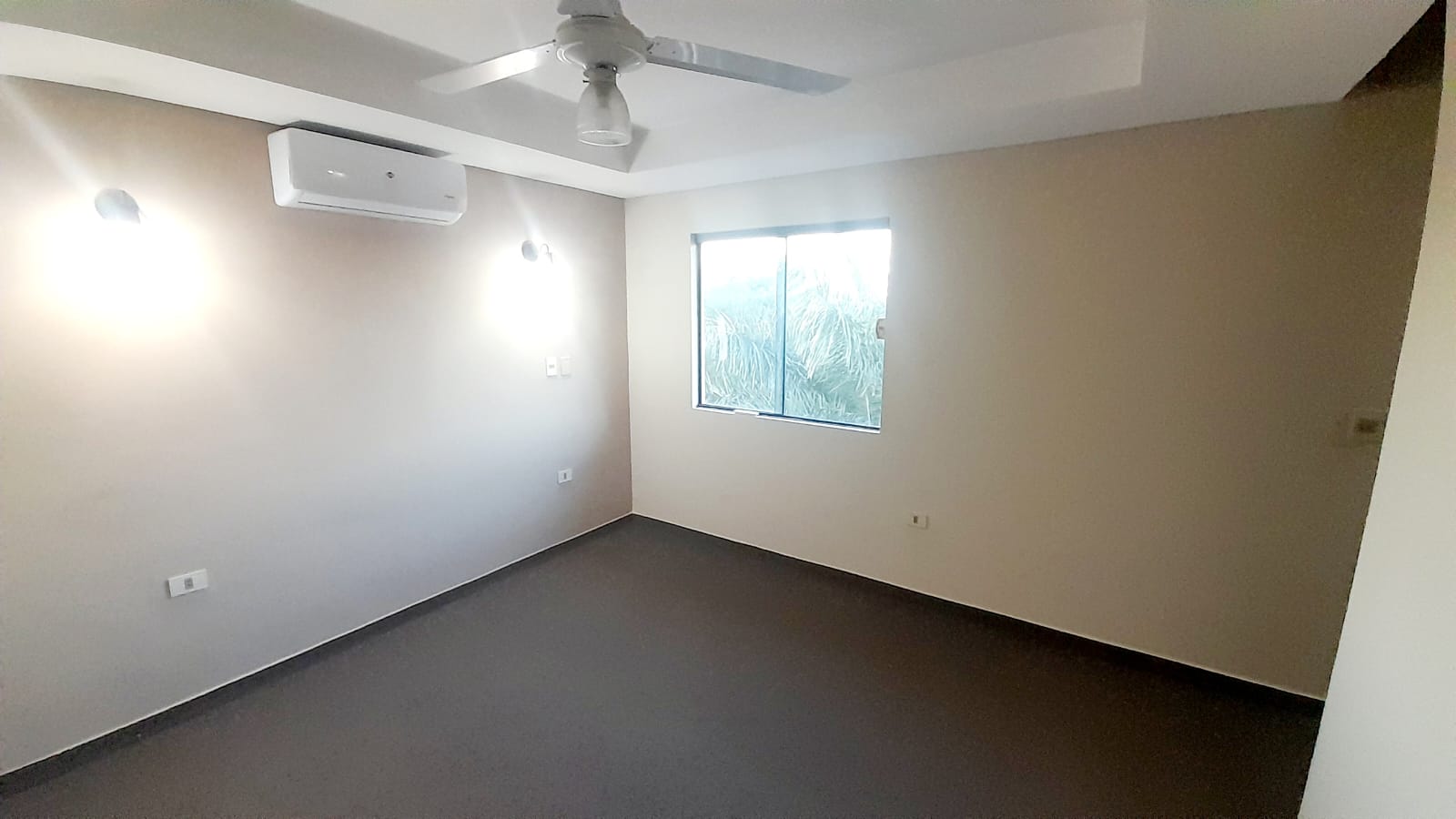 Alquilo!! Departamento  2 Dormitorios Piscina y Quincho 📍Avda. Kubitchek Zona Seminario Asunción.